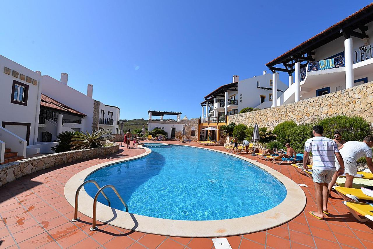 Paddle - Sea View Apartment With 3 Pools, Tennis & Squash Court ساو مارتينهو دو بورتو المظهر الخارجي الصورة