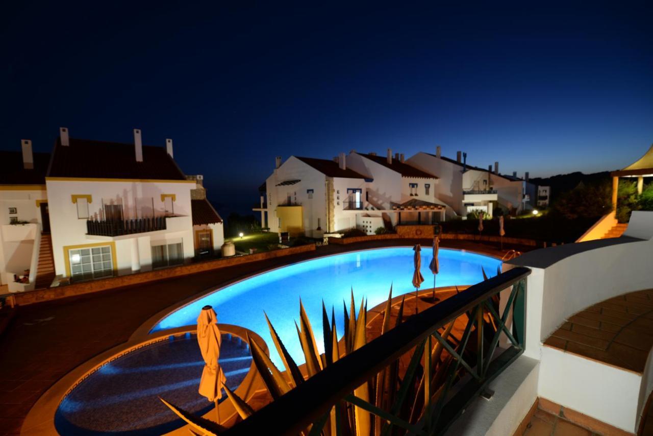 Paddle - Sea View Apartment With 3 Pools, Tennis & Squash Court ساو مارتينهو دو بورتو المظهر الخارجي الصورة