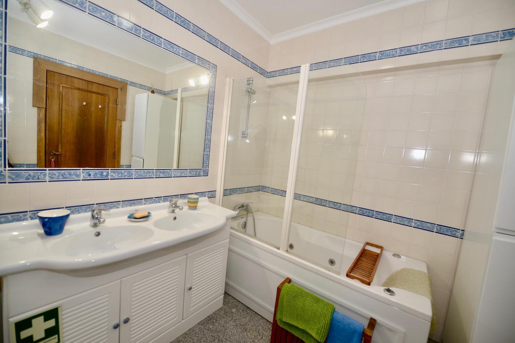 Paddle - Sea View Apartment With 3 Pools, Tennis & Squash Court ساو مارتينهو دو بورتو المظهر الخارجي الصورة